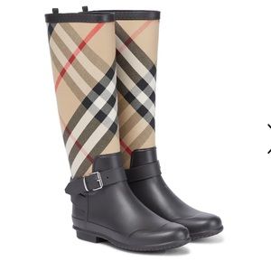 Burberry Simeon Vintage Check Rain Boot - 7B/37